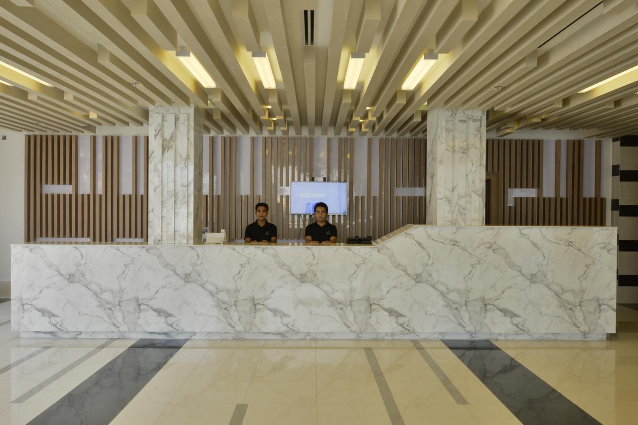 Holly Hotel Myanmar Янгон Екстериор снимка